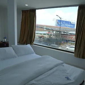  Hotel Port View Residency Pvr India